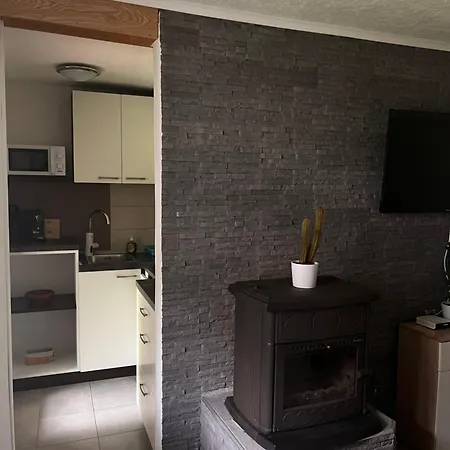 Apartma Beny With Sauna Appartement *