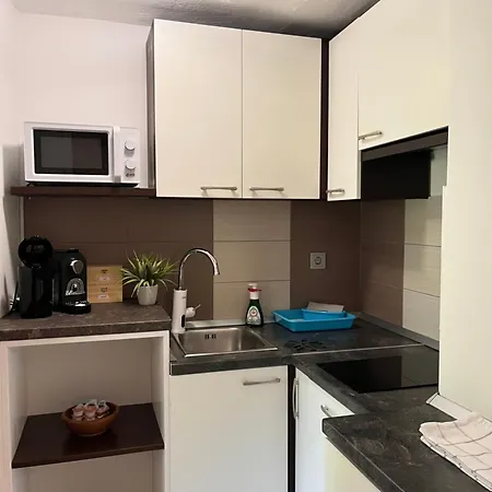 Apartma Beny With Sauna Daire