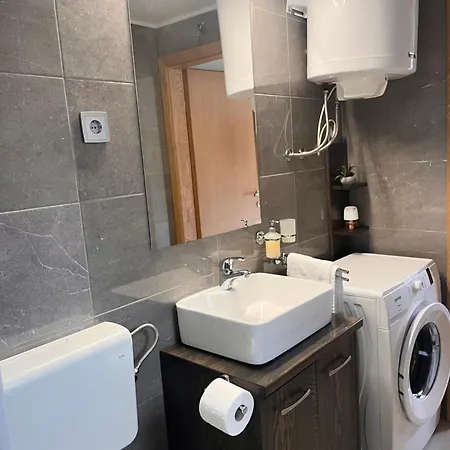 Apartma Beny With Sauna Διαμέρισμα *