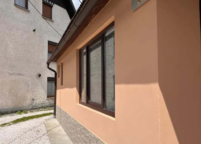 Apartma Beny With Sauna *