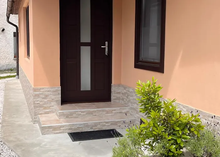 Apartma Beny With Sauna Apartamento *